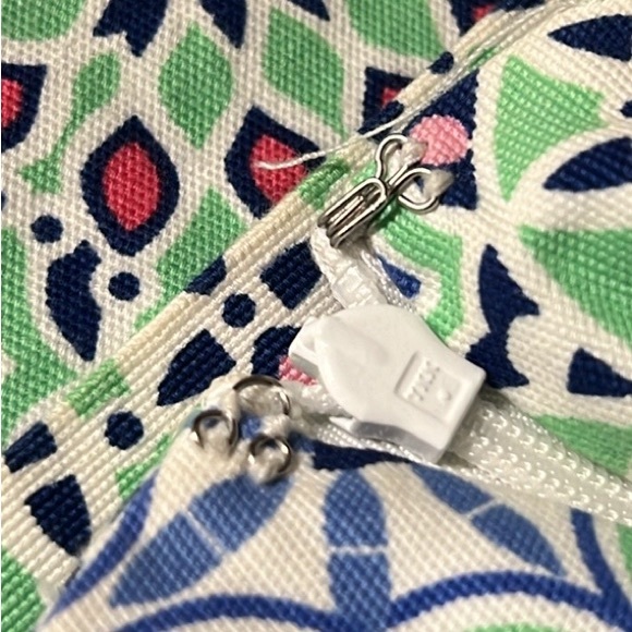 Talbots, 97% Cotton, Zip Up Side, Knee Length, beautiful Color Skirt, Size 10P - Picture 6 of 6